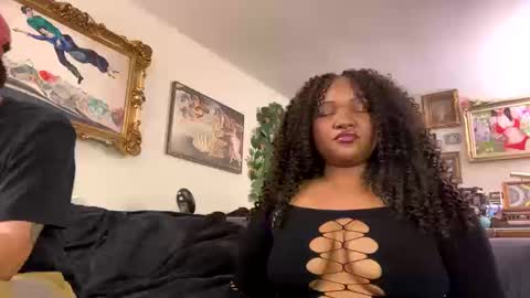 Snapshot of hazedhoney24 chatting on October 11, 2:00 am hazedhoney24 online show from October 11, 2:00 am