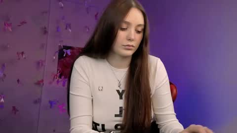 Hazel online show from May 1, 8:19 am