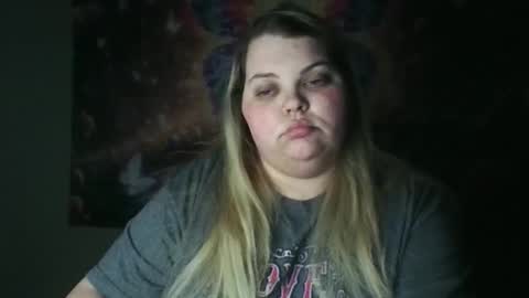 Hazeleyez97 online show from October 28, 11:07 pm