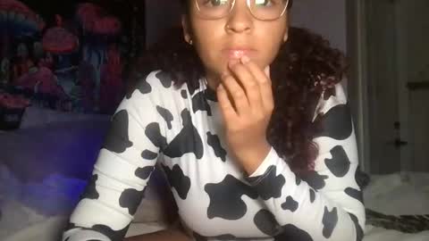 hazell77 online show from November 7, 3:56 pm