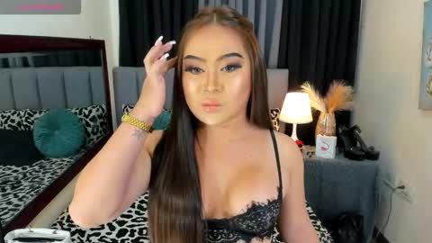 HAZEL MADONNA online show from October 4, 6:50 pm