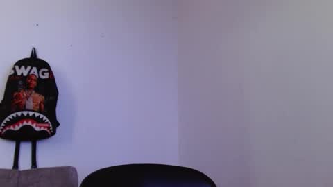 hazlan_420 online show from November 15, 7:32 pm