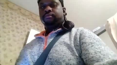 Snapshot of hbdj2164 chatting on December 11, 3:47 pm hbdj2164 online show from December 11, 3:47 pm