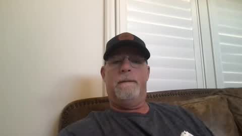 Snapshot of hdeuce22 chatting on February 13, 5:20 pm Hdeuce22 online show from February 13, 5:20 pm