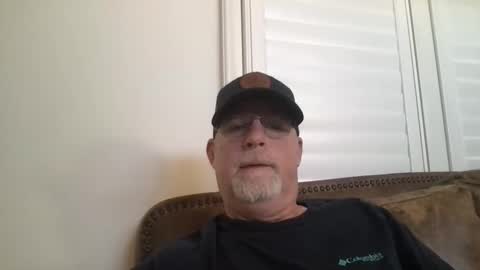 Snapshot of hdeuce22 chatting on February 16, 3:19 pm Hdeuce22 online show from February 16, 3:19 pm