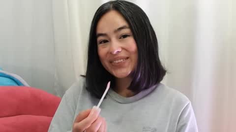 hearmymoans_18 online show from February 9, 10:52 am