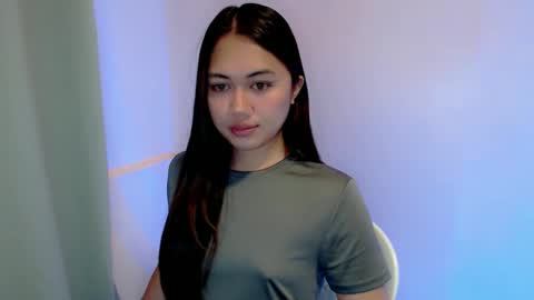 Snapshot of heart_of_asia chatting on December 3, 8:51 pm Yoshin online show from December 3, 8:51 pm