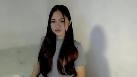 Snapshot of heart_of_asia chatting on March 1, 2:24 am Yoshin online show from March 1, 2:24 am