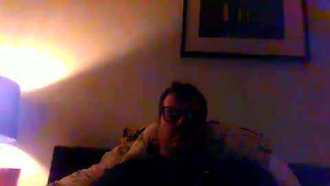 Snapshot of heartofadog604 chatting on December 25, 3:50 am MT online show from December 25, 3:50 am