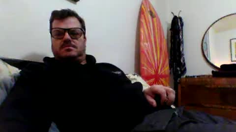 Snapshot of heartofadog604 chatting on December 30, 12:32 am MT online show from December 30, 12:32 am