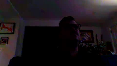 Snapshot of heartofadog604 chatting on January 4, 11:27 pm MT online show from January 4, 11:27 pm
