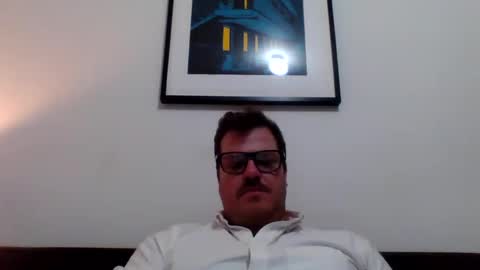 Snapshot of heartofadog604 chatting on February 19, 3:06 am MT online show from February 19, 3:06 am
