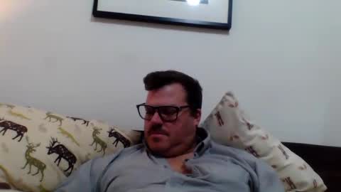 Snapshot of heartofadog604 chatting on February 26, 5:31 am MT online show from February 26, 5:31 am