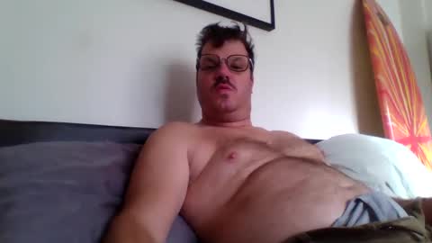 Snapshot of heartofadog604 chatting on September 20, 3:46 pm MT online show from September 20, 3:46 pm