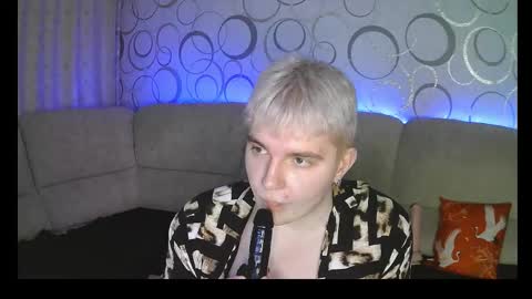 Justin online show from February 12, 7:42 pm