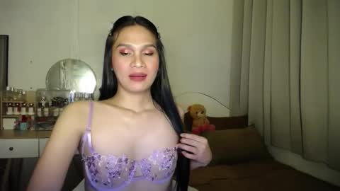 heather_bbyy online show from December 19, 6:48 pm