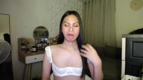 heather_bbyy online show from February 3, 7:19 pm