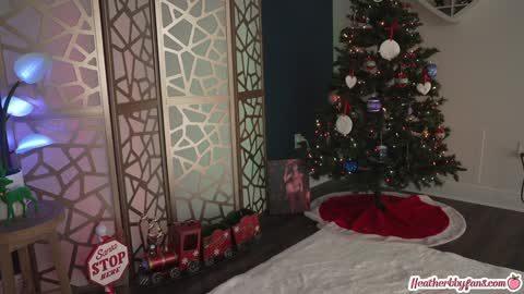 Snapshot of heatherbby chatting on December 25, 1:10 am Heather online show from December 25, 1:10 am