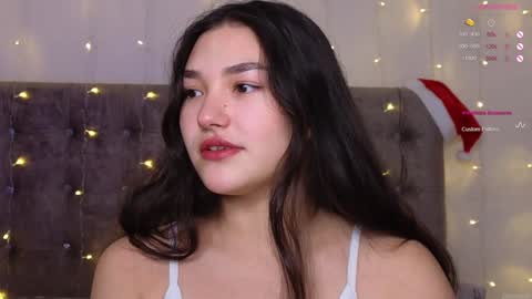 Snapshot of heathimogene chatting on December 11, 1:05 am Hi everyone i am Alice pls dont be rude fav patterns 77 99 111 222 333 online show from December 11, 1:05 am