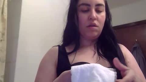 heatwavee online show from May 14, 2:46 pm