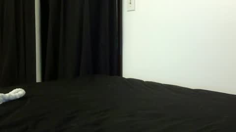 heatwavee online show from May 17, 12:41 am