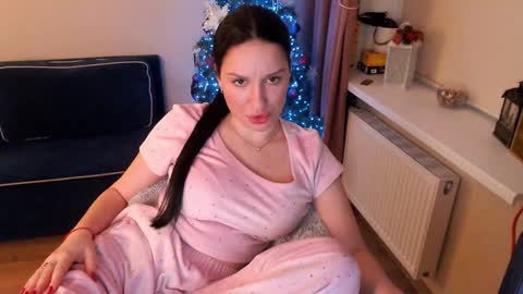 Heaven girl online show from January 20, 5:37 pm