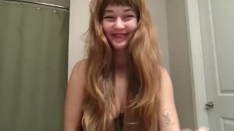 heavenlysiren online show from October 30, 12:12 am