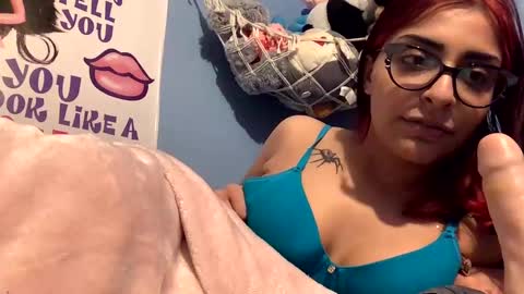Snapshot of heavensbunny chatting on January 9, 6:38 am heaven the muslim slut online show from January 9, 6:38 am