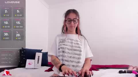 MEGAN online show from September 23, 1:47 pm