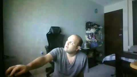 Snapshot of heavy_rebellxc chatting on February 3, 7:18 am Heavy Rebell online show from February 3, 7:18 am