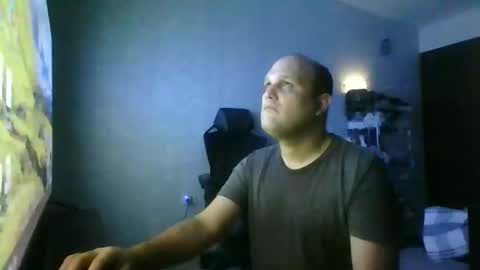 Snapshot of heavy_rebellxc chatting on February 17, 8:30 am Heavy Rebell online show from February 17, 8:30 am