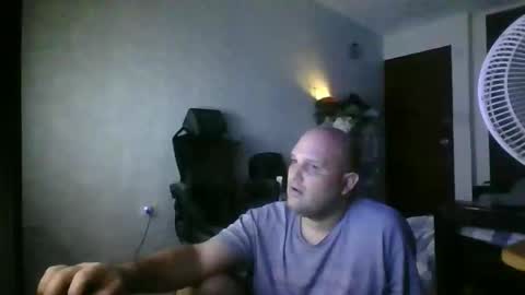 Snapshot of heavy_rebellxc chatting on February 28, 7:05 am Heavy Rebell online show from February 28, 7:05 am