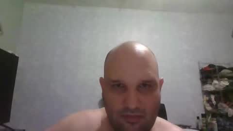 Snapshot of heavy_rebellxc chatting on March 1, 6:24 am Heavy Rebell online show from March 1, 6:24 am