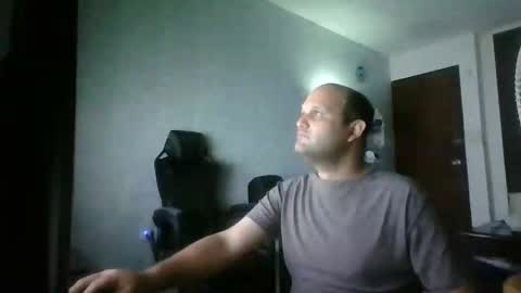 Heavy Rebell online show from May 15, 7:15 am