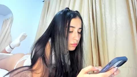 Alejandra online show from February 12, 12:05 am