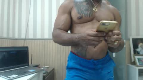 Snapshot of hebertgomes chatting on October 16, 3:57 pm hebertgomes online show from October 16, 3:57 pm