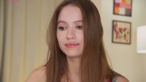 Snapshot of hecola chatting on March 18, 1:58 pm Nika next stream 200pm GMT online show from March 18, 1:58 pm