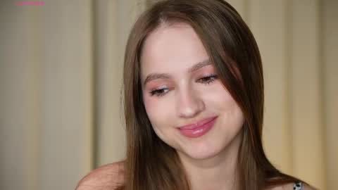Snapshot of hecola chatting on April 4, 1:08 pm Nika next stream 200pm GMT online show from April 4, 1:08 pm
