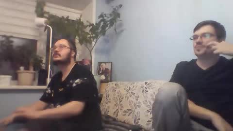 Snapshot of hedineko chatting on February 21, 1:45 pm hedineko online show from February 21, 1:45 pm