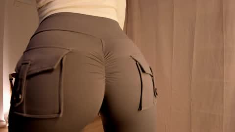 Jeen online show from December 29, 2:21 pm