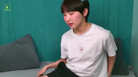 HEEJIN online show from March 2, 4:25 am