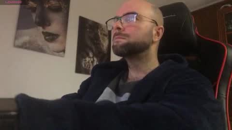 Snapshot of heels4funn chatting on December 16, 4:45 pm Fran online show from December 16, 4:45 pm