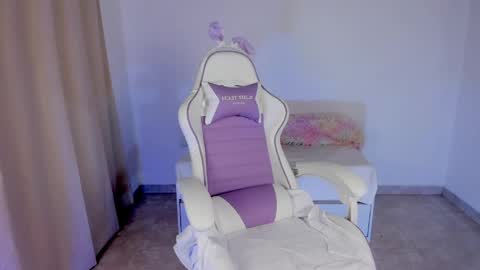 IM EMY online show from March 28, 4:28 pm