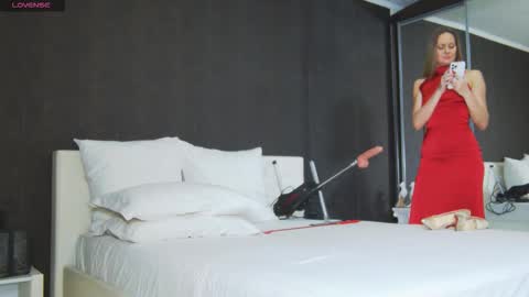 Helen online show from March 17, 1:54 am