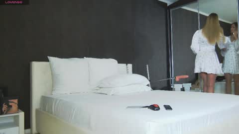 Helen online show from March 29, 11:32 am