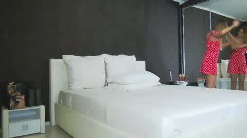 Helen online show from May 10, 5:34 am