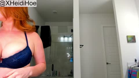 Manyvids    online show from October 10, 9:14 pm