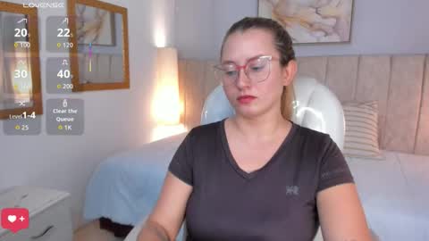 ANTARA REY online show from February 7, 12:20 pm