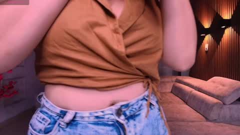 Heidy online show from March 19, 3:10 am