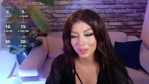 Snapshot of heidy_palmer chatting on December 1, 8:14 pm Sara online show from December 1, 8:14 pm